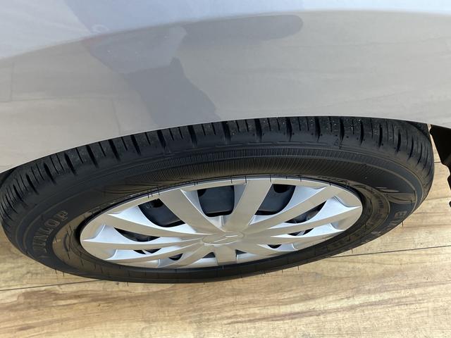 ミライースＬ　ＳＡIII　／オーディオレス／キーレス／マニュアルエアコ車線逸脱警報システム　緊急ブレーキ　アイドリンストップ　キーレスキー　横滑防止装置　デュアルエアバッグ　オートハイビーム　エアバック　ＡＢＳ　整備記録簿　安全ボディ（富山県）の中古車