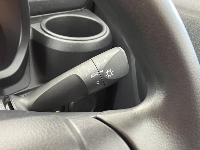 ミライースＬ　ＳＡIII　／オーディオレス／キーレス／マニュアルエアコ車線逸脱警報システム　緊急ブレーキ　アイドリンストップ　キーレスキー　横滑防止装置　デュアルエアバッグ　オートハイビーム　エアバック　ＡＢＳ　整備記録簿　安全ボディ（富山県）の中古車