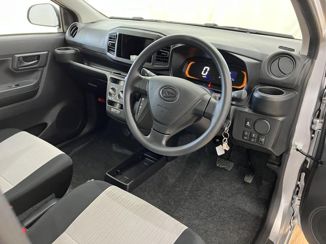 ミライースＬ　ＳＡIII　／オーディオレス／キーレス／マニュアルエアコ車線逸脱警報システム　緊急ブレーキ　アイドリンストップ　キーレスキー　横滑防止装置　デュアルエアバッグ　オートハイビーム　エアバック　ＡＢＳ　整備記録簿　安全ボディ（富山県）の中古車