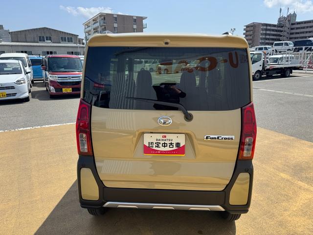 タントファンクロス令和４年式（福岡県）の中古車