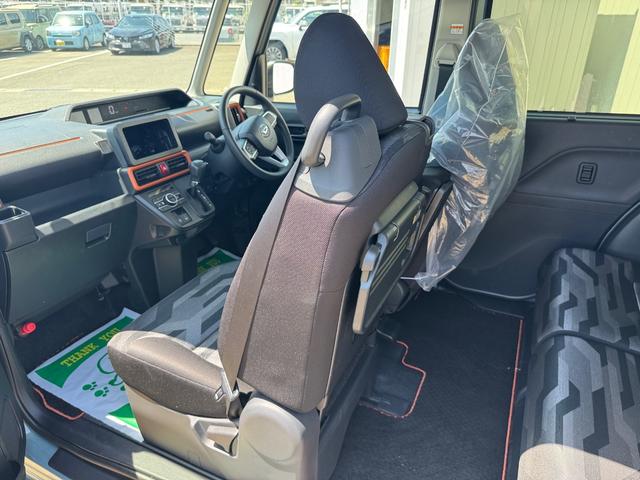 タントファンクロスターボ令和４年式（福岡県）の中古車