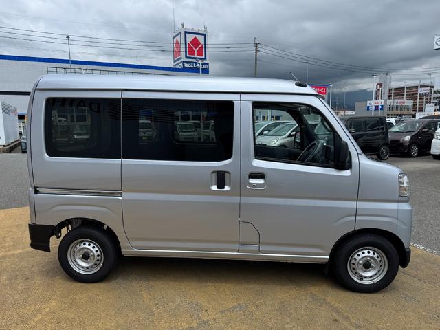 ハイゼットカーゴＤＸ令和５年式（福岡県）の中古車