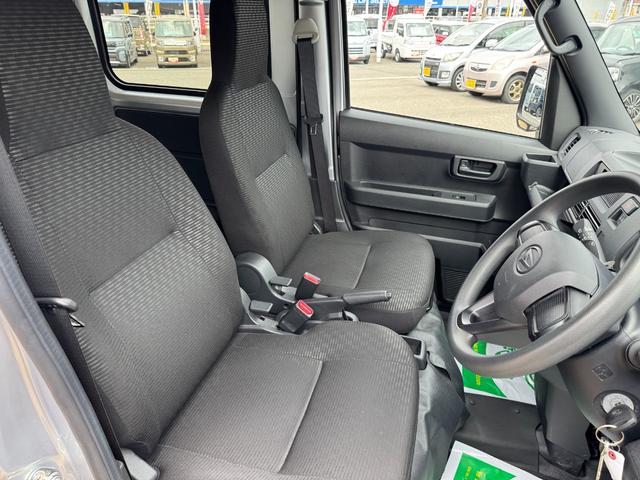 ハイゼットカーゴＤＸ令和５年式（福岡県）の中古車