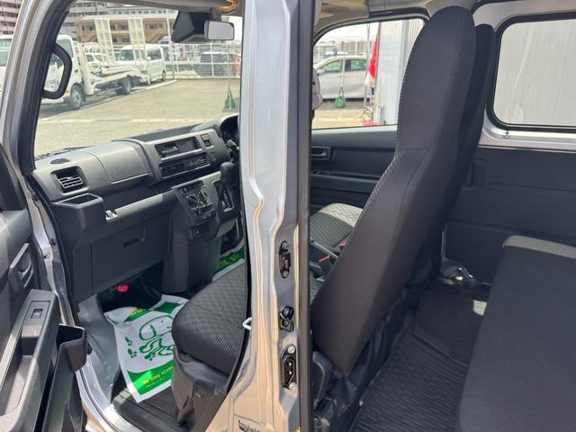 ハイゼットカーゴＤＸ令和５年式（福岡県）の中古車