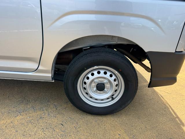 ハイゼットカーゴＤＸ令和５年式（福岡県）の中古車