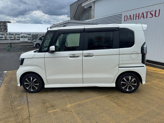 Ｎ−ＢＯＸカスタムＧ・Ｌホンダセンシング平成２９年式（福岡県）の中古車
