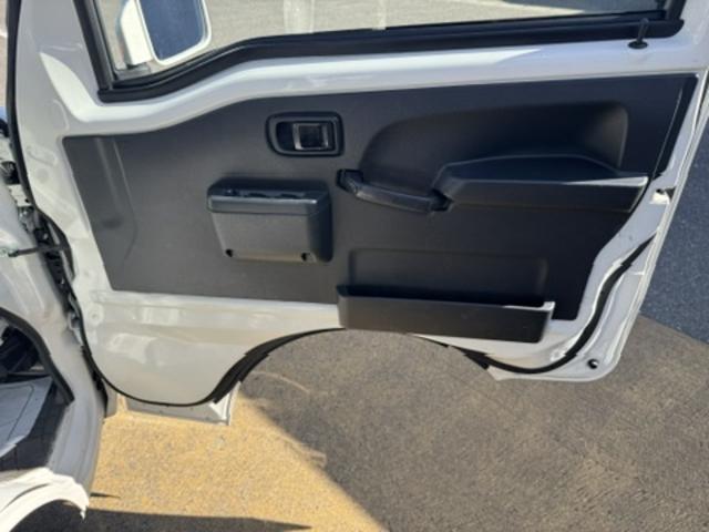ハイゼットトラックエクストラＳＡIIIｔ令和１年式　１ｄｉｎラジオ　衝突低減ブレーキ（福岡県）の中古車