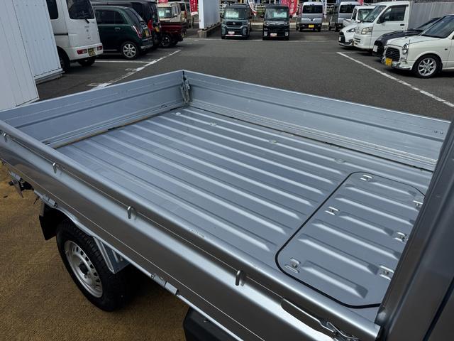 ハイゼットトラックＥＸＴ令和６年式　弊社デモカーＵＰ車　オーディオレス（福岡県）の中古車