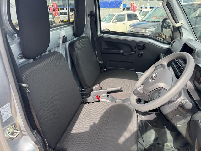 ハイゼットトラックＥＸＴ令和６年式　弊社デモカーＵＰ車　オーディオレス（福岡県）の中古車