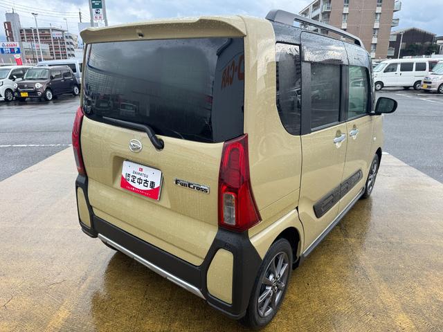 タントファンクロス令和４年式　衝突低減ブレーキ　純正フルセグナビ（福岡県）の中古車