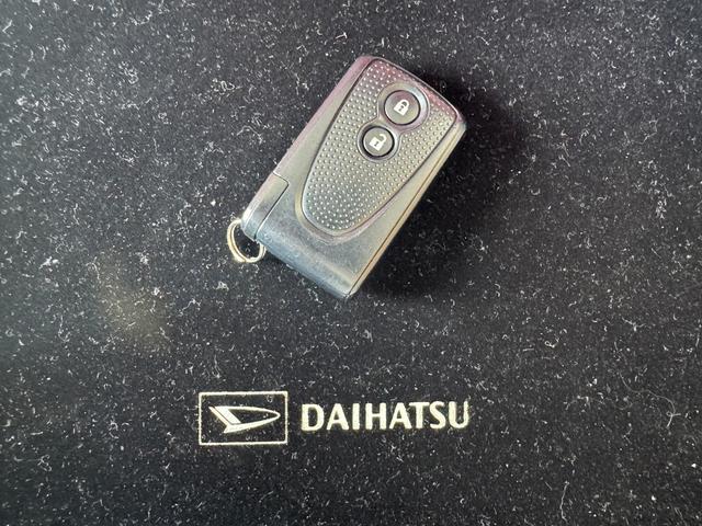 ミラココアココアＸ平成２７年式　社外ナビ　ＥＴＣ（福岡県）の中古車