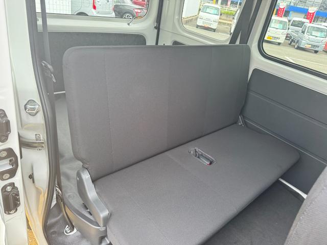 ハイゼットカーゴＤＸ令和６年式　衝突低減ブレーキ　弊社デモカーＵＰ車（福岡県）の中古車