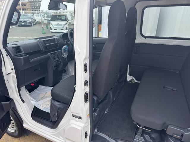 ハイゼットカーゴＤＸ令和６年式　衝突低減ブレーキ　弊社デモカーＵＰ車（福岡県）の中古車