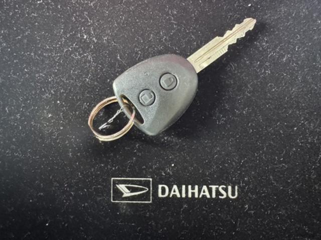 ハイゼットカーゴデラックスＳＡIII令和３年式　衝突低減ブレーキ（福岡県）の中古車