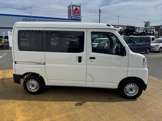 ハイゼットカーゴＤＸ令和５年式　衝突低減ブレーキ　弊社デモカーＵＰ車（福岡県）の中古車