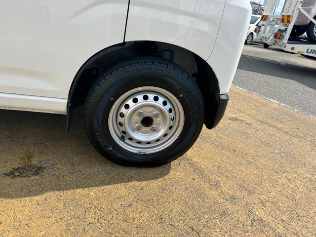 ハイゼットカーゴＤＸ令和５年式　衝突低減ブレーキ　弊社デモカーＵＰ車（福岡県）の中古車
