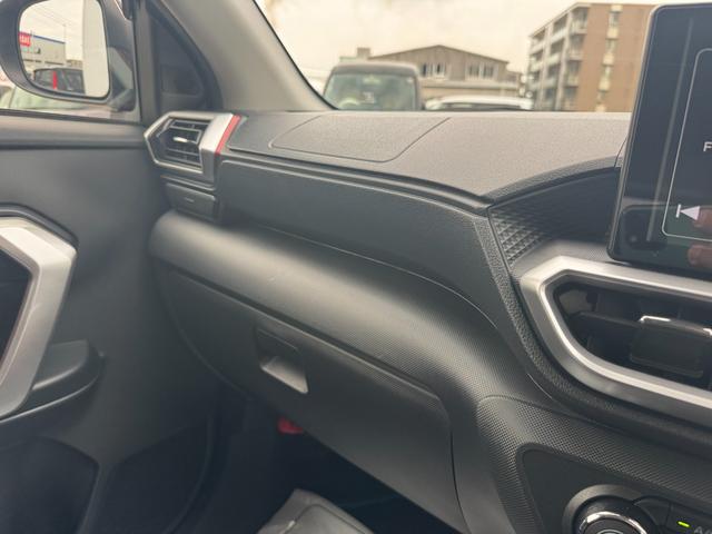 ロッキーＸ　ＨＥＶ令和４年式　衝突低減ブレーキ　純正ディスプレイオーディオ　ドラレコ　ＥＴＣ（福岡県）の中古車