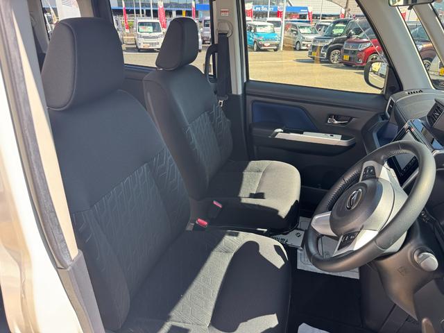 トールカスタムＧ　ＳＡII平成２９年式　純正フルセグナビ　ＥＴＣ　ドラレコ　衝突低減ブレーキ（福岡県）の中古車