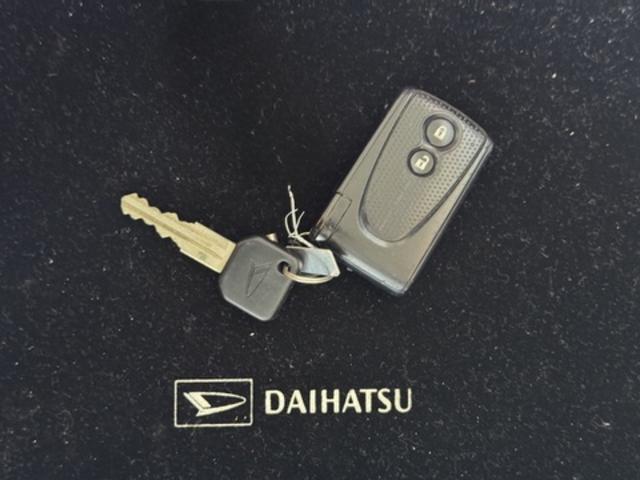 ミラココアココアプラスＸ純正ワンセグナビ　社外前後方ドラレコ　平成２３年式（福岡県）の中古車