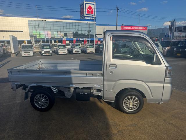 ハイゼットトラックエクストラＳＡIIIｔＣＤチューナー　衝突低減ブレーキ　パワーウィンドウ　４ＷＤ　４ＡＴ　オートマチック車　アルミホイール付（福岡県）の中古車