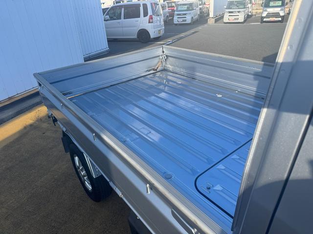 ハイゼットトラックエクストラＳＡIIIｔＣＤチューナー　衝突低減ブレーキ　パワーウィンドウ　４ＷＤ　４ＡＴ　オートマチック車　アルミホイール付（福岡県）の中古車