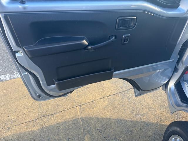 ハイゼットトラックエクストラＳＡIIIｔＣＤチューナー　衝突低減ブレーキ　パワーウィンドウ　４ＷＤ　４ＡＴ　オートマチック車　アルミホイール付（福岡県）の中古車