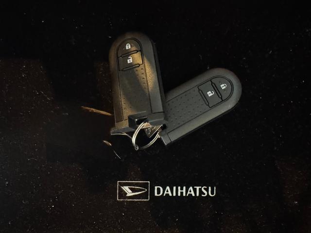 ブーンスタイル　ホワイトリミテッド　ＳＡIII弊社デモカーＵＰ車　衝突低減ブレーキ　オーディオレス　Ｂカメラ（福岡県）の中古車