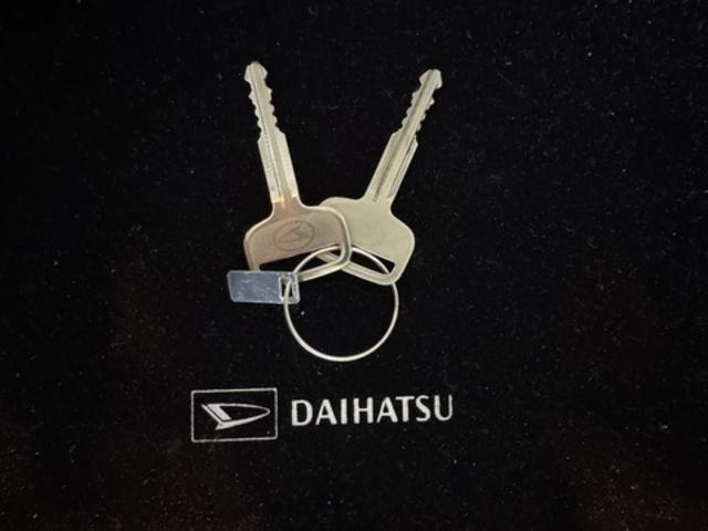 ハイゼットカーゴスペシャル新車保証継承付 弊社デモカーUP車 1dinラジオ マニュアルエアコン 衝突低減ブレー(福岡県)の中古車