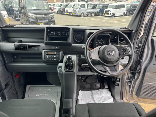 Ｎ−ＶＡＮＧ新車保証継承付　ＣＤチューナー　ルーフキャリア　５ＭＴ　衝突低減ブレーキ（福岡県）の中古車