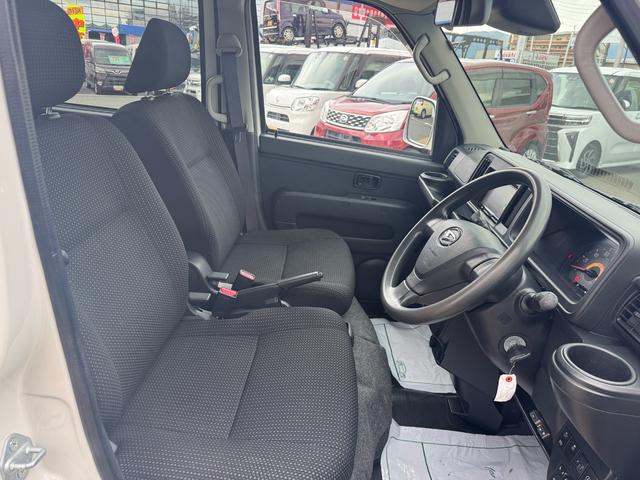 ハイゼットカーゴクルーズＳＡIIIフルセグナビ　ＥＴＣ　Ｂｌｕｅｔｏｏｔｈ　衝突低減ブレーキ（福岡県）の中古車