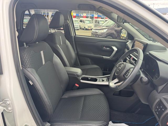 ロッキープレミアムＧ　ＨＥＶ純正フルセグナビ　ＥＴＣ　ドラレコ　パノラマモニター　Ｂｌｕｅｔｏｏｔｈ　ホイールロックナット　新車保証継承付（福岡県）の中古車