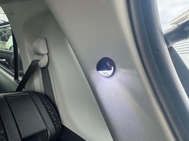 ロッキープレミアムＧ　ＨＥＶ純正フルセグナビ　ＥＴＣ　ドラレコ　パノラマモニター　Ｂｌｕｅｔｏｏｔｈ　ホイールロックナット　新車保証継承付（福岡県）の中古車