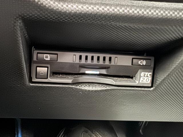 ロッキープレミアムＧ　ＨＥＶ純正フルセグナビ　ＥＴＣ　ドラレコ　パノラマモニター　Ｂｌｕｅｔｏｏｔｈ　ホイールロックナット　新車保証継承付（福岡県）の中古車