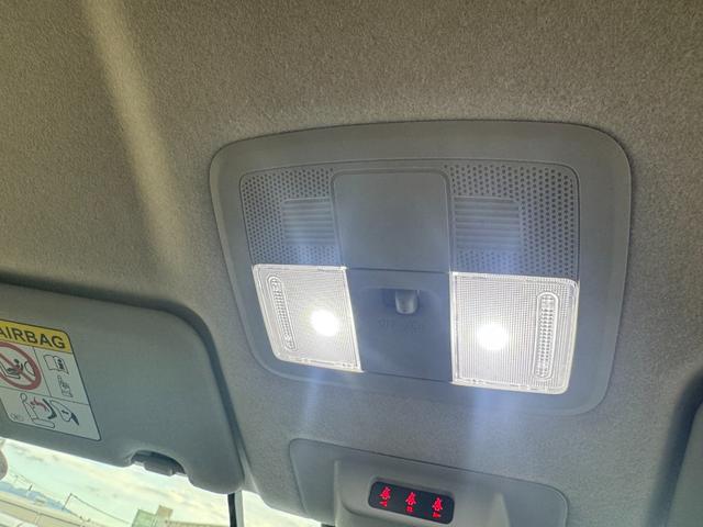 ロッキープレミアムＧ　ＨＥＶ純正フルセグナビ　ＥＴＣ　ドラレコ　パノラマモニター　Ｂｌｕｅｔｏｏｔｈ　ホイールロックナット　新車保証継承付（福岡県）の中古車