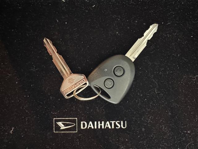 ミライースＬ　ＳＡIII　１０ｔｈアニバーサリーエディションワンセグナビ　新車保証継承付　衝突低減ブレーキ（福岡県）の中古車