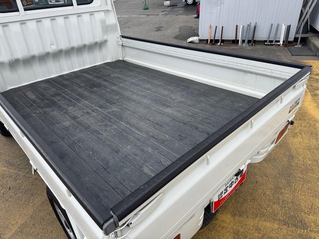 ハイゼットトラックエアコン・パワステ スペシャルマニュアル車 4WD 5MT(福岡県)の中古車