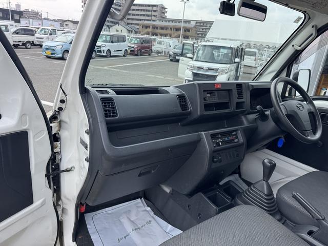 ハイゼットトラックスタンダード衝突低減ブレーキ　４ＷＤ　５速マニュアル車（福岡県）の中古車