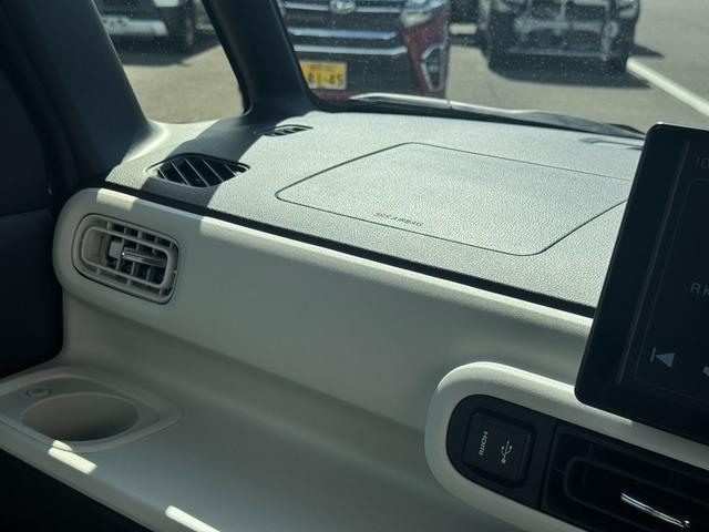 ムーヴキャンバスストライプスＧターボ純正ディスプレイオーディオ　ＥＴＣ　ドラレコ　パノラマモニター　Ｂｌｕｅｔｏｏｔｈ　ｑｉ充電（福岡県）の中古車