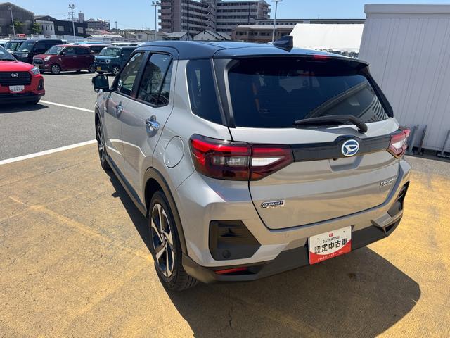 ロッキープレミアムG HEV弊社デモカーUP車 新車保証継承付 純正ディスプレイオーディオ バックモニター(福岡県)の中古車