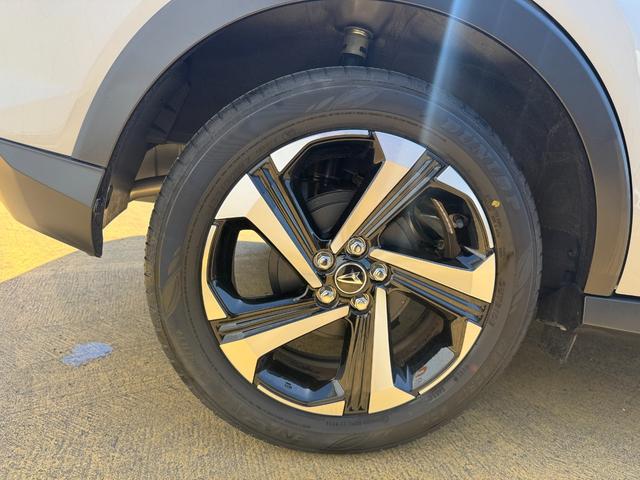 ロッキープレミアムG HEV弊社デモカーUP車 新車保証継承付 純正ディスプレイオーディオ バックモニター(福岡県)の中古車