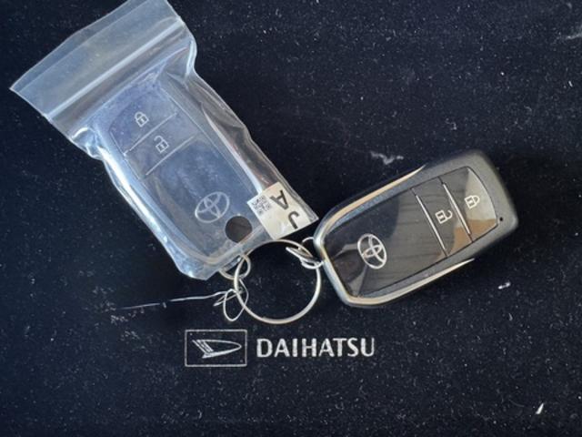 ＧＲヤリスＲＳ純正ディスプレイオーディオ　ＥＴＣ　ドラレコ　バックモニター　新車保証継承付　衝突低減ブレーキ　クルーズコントロール　ＬＥＤヘッドライト　Ｂｌｕｅｔｏｏｔｈ　パドルシフト付ハンドル（福岡県）の中古車