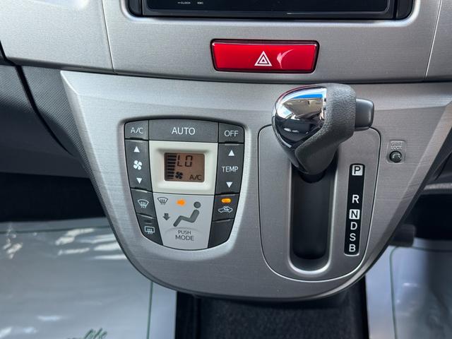 ムーヴカスタム　ＸＣＤチューナー　プッシュボタンスタート　純正アルミホイール　スマートキー（福岡県）の中古車