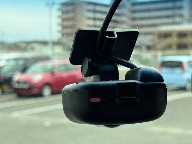 ハイゼットカーゴクルーズＳＡIIIナビ地デジＴＶ　Ｂｌｕｅｔｏｏｔｈ　ＥＴＣ　　前ドライブレコーダー　　両側スライドドア　クルーズコントロール　オートライト　ＬＥＤヘッドライト　衝突軽減ブレーキ　　横滑り防止装置　アイドリングストップ（福岡県）の中古車