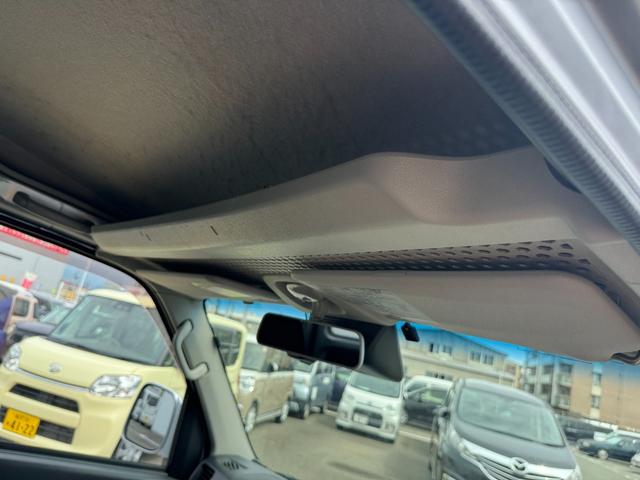 ハイゼットカーゴクルーズＳＡIIIナビ地デジＴＶ　Ｂｌｕｅｔｏｏｔｈ　ＥＴＣ　　前ドライブレコーダー　　両側スライドドア　クルーズコントロール　オートライト　ＬＥＤヘッドライト　衝突軽減ブレーキ　　横滑り防止装置　アイドリングストップ（福岡県）の中古車