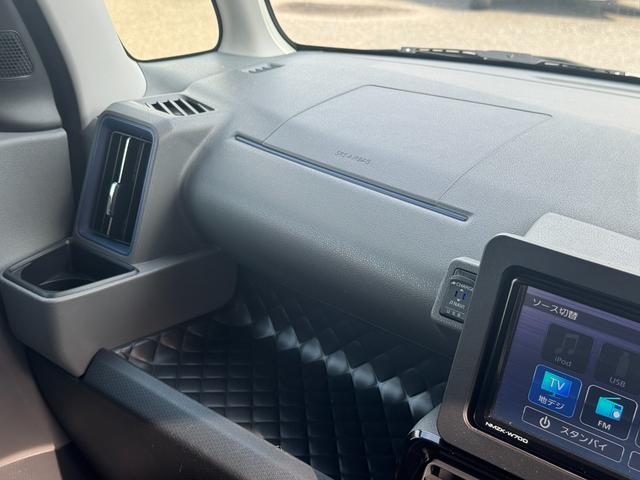 タントウェルカムシートリフトカスタムRS福祉車両 ナビ地デジTV 全方位カメラ Bluetooth 両側電動スライドドア オートライト LEDヘッドライト 衝突軽減ブレーキ 横滑り防止装置 アイドリングストップ 純正アルミホイール(福岡県)の中古車
