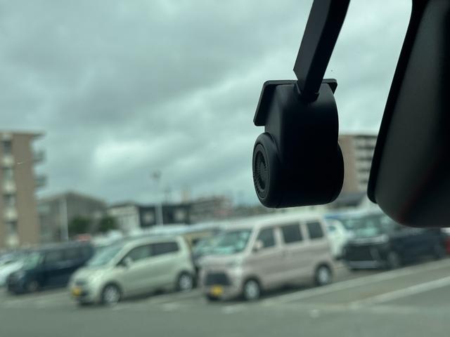 ロッキーXディスプレイオーディオ 地デジTV 全方位カメラ Bluetooth スマートキー ETC 前後ドライブレコーダー クルーズコントロール オートライト LEDヘッドライト 純正アルミホイール(福岡県)の中古車
