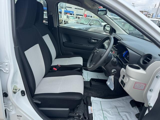 ミライースX SAIII新車保証継承付 オートライト LEDヘッドライト 衝突軽減ブレーキ オートマチックハイビーム 横滑り防止装置 アイドリングストップ クリアランスソナー(福岡県)の中古車