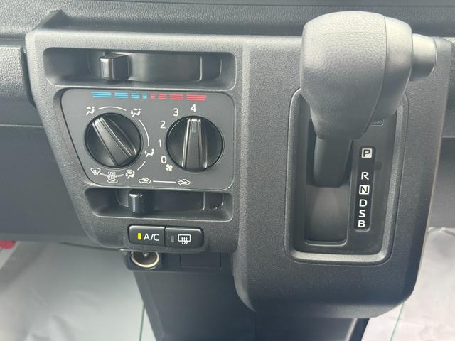 ハイゼットカーゴDX弊社デモカーUP車 新車保証継承付 両側スライドドア 衝突軽減ブレーキ オートマチックハイビーム 横滑り防止装置 アイドリングストップ(福岡県)の中古車
