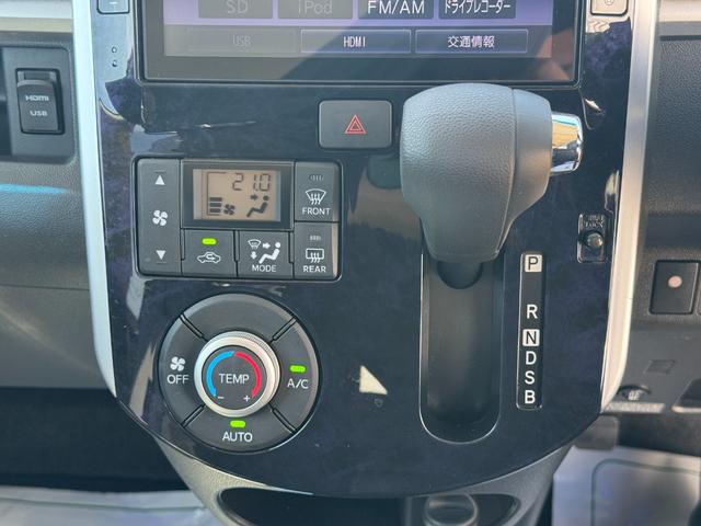 タントカスタムＸ　トップエディションリミテッドＳＡIIIナビ地デジＴＶ　バックカメラ　Ｂｌｕｅｔｏｏｔｈ　スマートキー　ＥＴＣ　　前ドライブレコーダー　　両側電動スライドドア　ＥＤヘッドライト　衝突軽減ブレーキ　横滑り防止装置　アイドリングストップ（福岡県）の中古車
