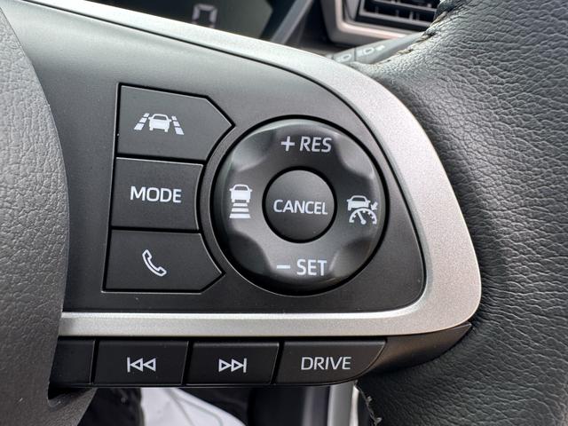 ロッキープレミアムＧディスプレイオーディオ　バックカメラ　Ｂｌｕｅｔｏｏｔｈ　前後ドライブレコーダー　　クルーズコントロール　ＬＥＤヘッドライト　衝突軽減ブレーキ　横滑り防止装置　クリアランスソナー　純正アルミホイール（福岡県）の中古車